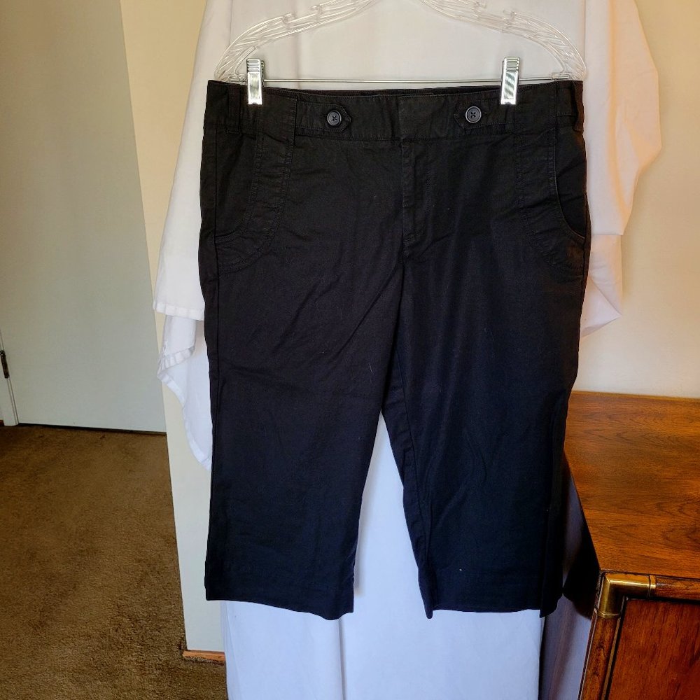 NEW Docker Capri Black size 10,  305